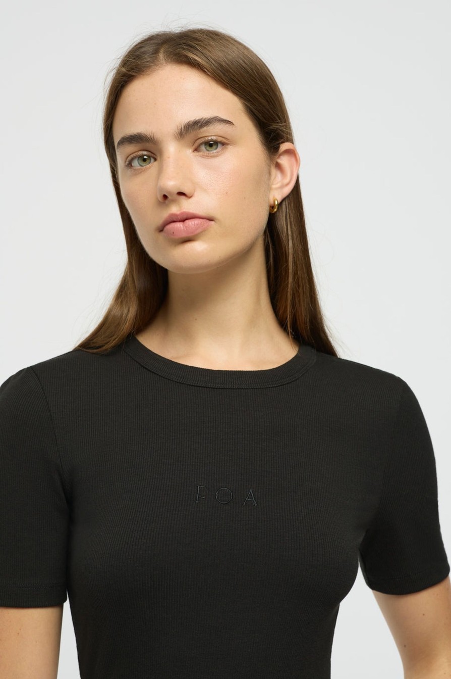 Women Friend of Audrey | Core Short Sleeve Top Black